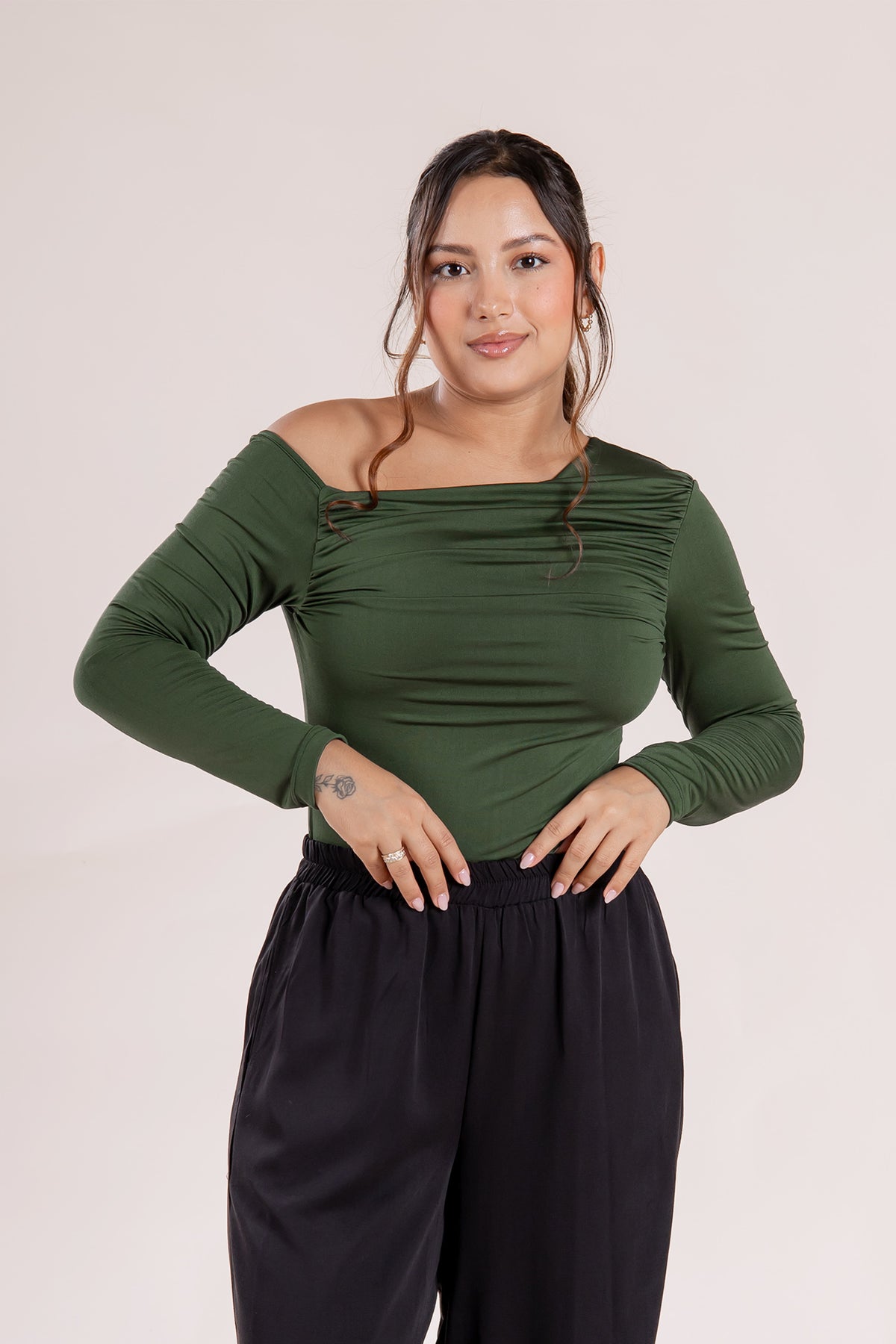 Blusa Drapeada Estándar