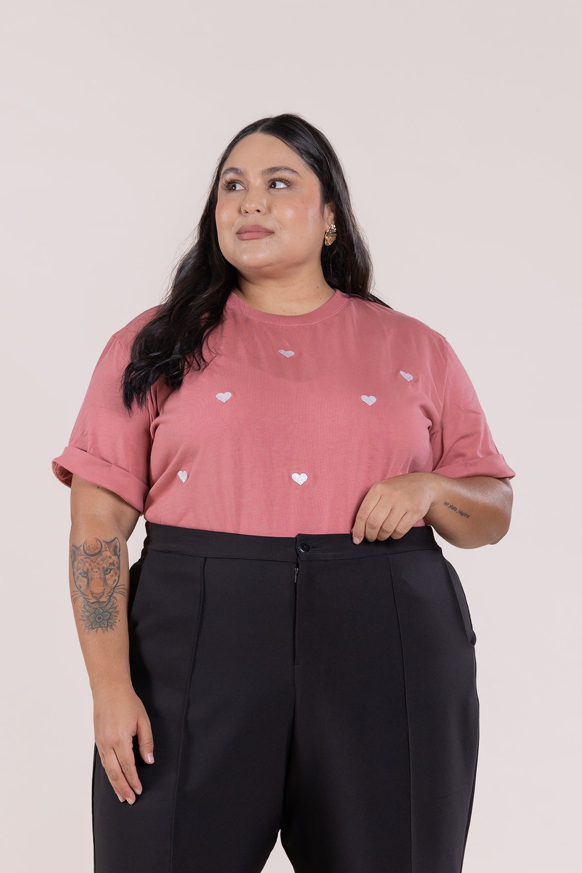 Camiseta Bordada Curvi