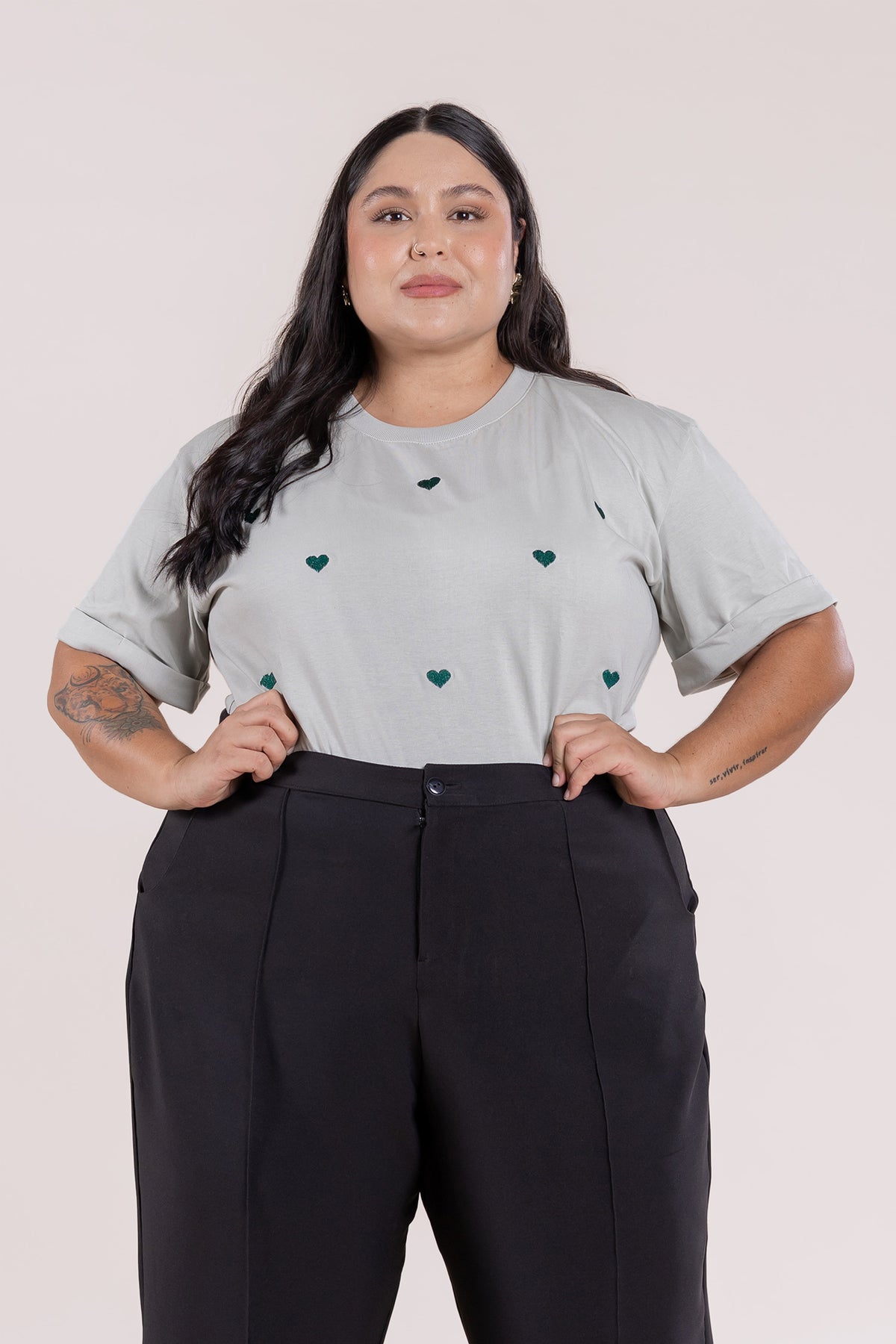 Camiseta Bordada Curvi